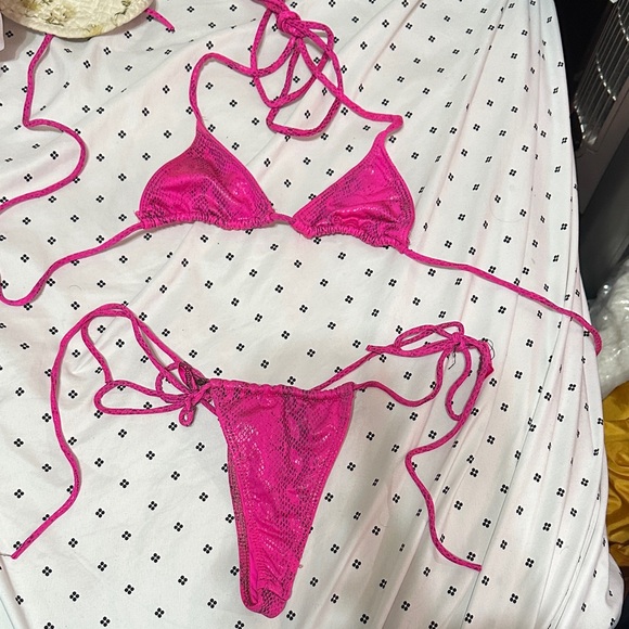 Fashion Nova Other - Vibrant neon Pink Bikini Set